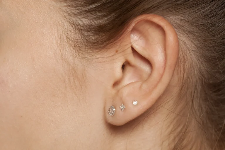 6EarPiercingCareMistakesYoureProbablyMaking IndividualsBlog