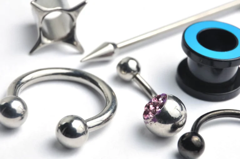 Piercing Jewellery including Nose Horseshoe Ear Tunnel Belly Button Ring 2000x