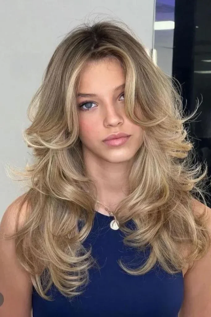 TYMO beauty 90s blowout 1 06f689db-0a5d-4cb1-8f1f-39a70bd5e19d