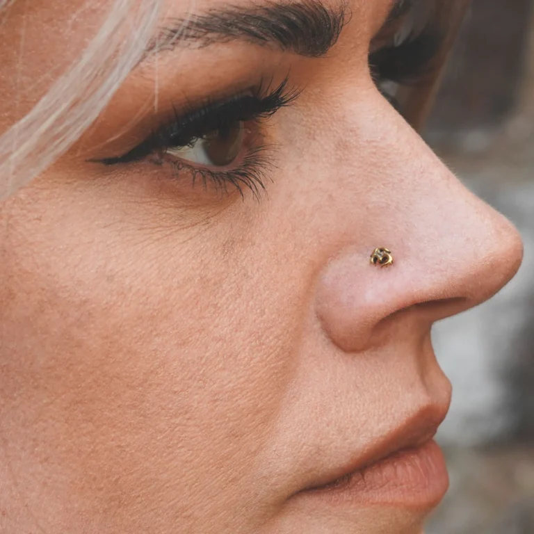 om-mani-brass-bioplast-nose-stud-nose-screw-model-shot