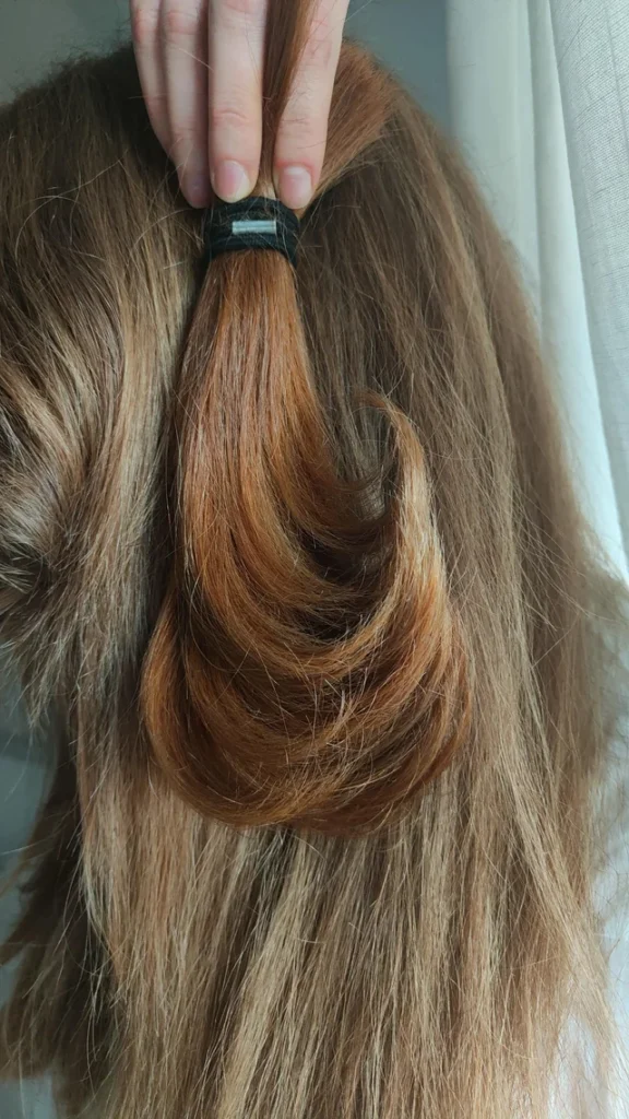 a-chunk-of-my-red-hair-from-when-i-was-16-compared-to-my-v0-1gyfmqmzlh4b1