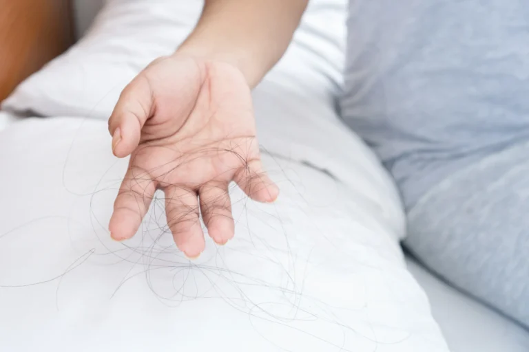 Reasons-Your-Pillowcase-May-Be-Damaging-Your-Hair-copy-scaled