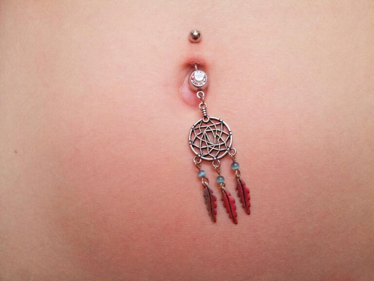 infected-belly-button-piercing
